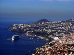 Funchal Airport Transfers to Funchal - Taxi Funchal Madeira